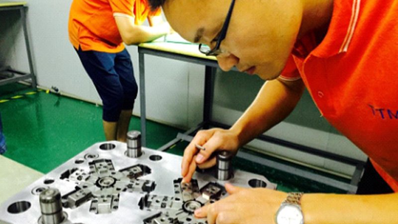 上海吸塑模具批发零售市场：揭秘行业现状与选购要点