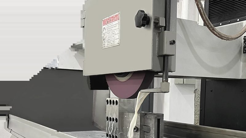 注塑模具型号参数解析：揭秘模具选型的关键要素**