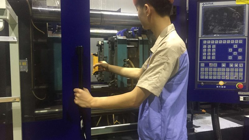 橡胶模具：价格之外，你还需要了解这些**